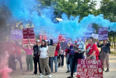 Aux Invalides, un rassemblement contre « la banalisation des violences sur mineurs »